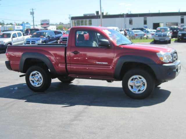 2005 Toyota Tacoma 4WD 4dr AT