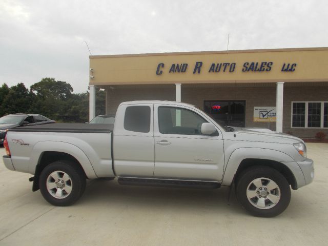 2005 Toyota Tacoma ES 3.0L AUTO