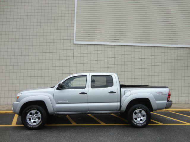 2006 Toyota Tacoma XL Denali - AWD