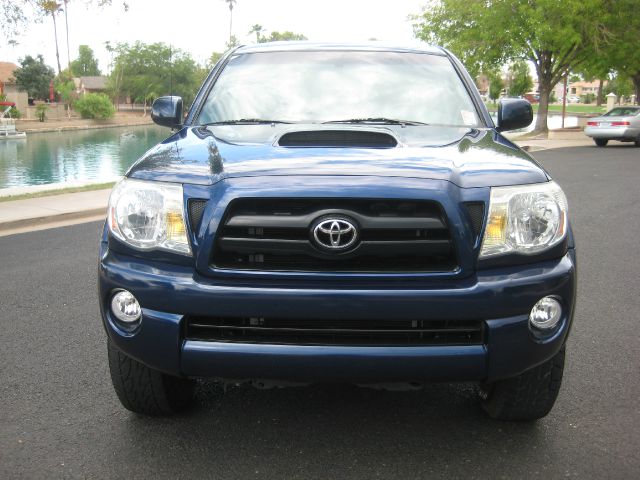 2006 Toyota Tacoma Ext Cab,offroad 4x4,1-owner