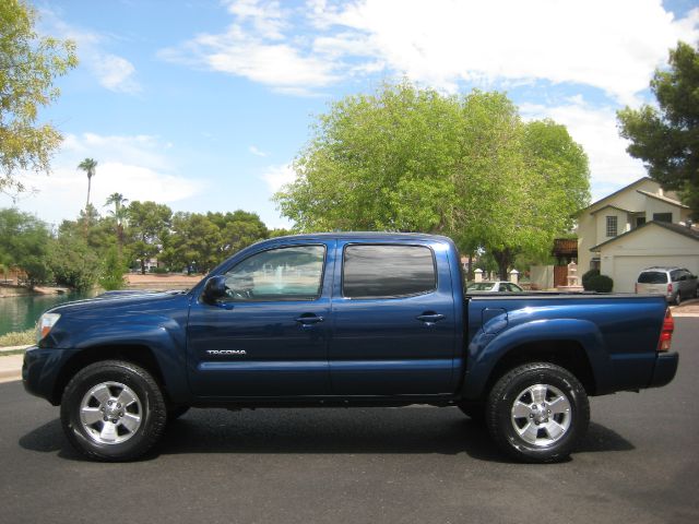 2006 Toyota Tacoma Ext Cab,offroad 4x4,1-owner