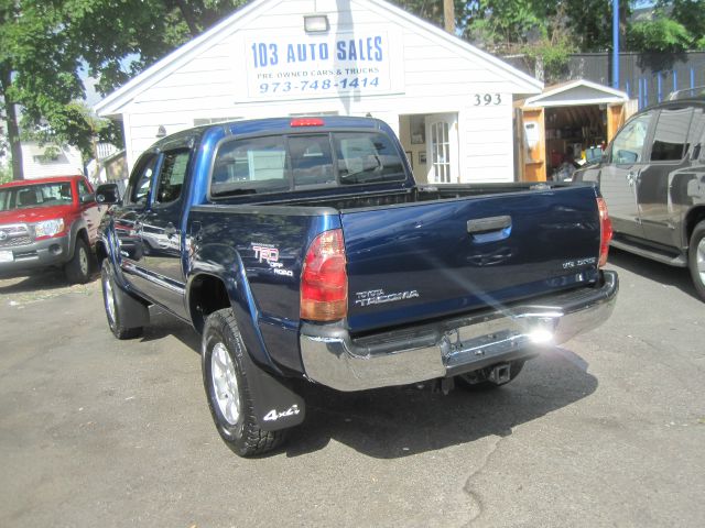 2006 Toyota Tacoma Ext Cab - 4x4 LT At Brookv