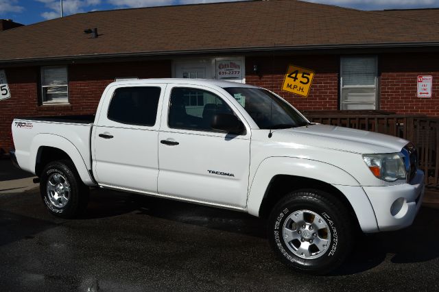 2006 Toyota Tacoma Z28 LOW Miles