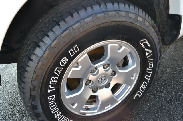 2006 Toyota Tacoma Z28 LOW Miles