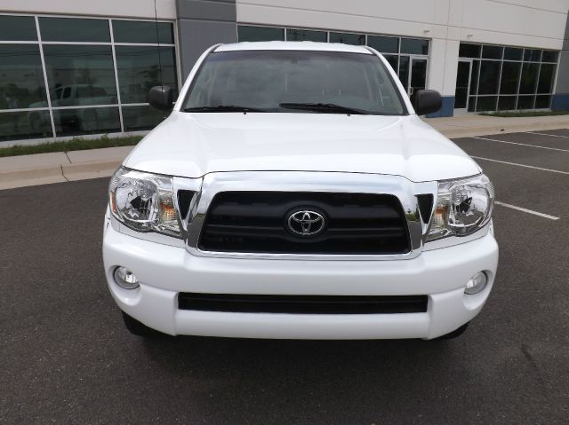 2006 Toyota Tacoma 2500 Cargo Van TMU