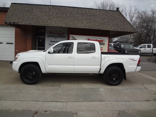 2006 Toyota Tacoma LT1 Sedan