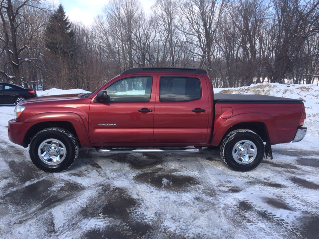 2006 Toyota Tacoma Ext Cab - 4x4 LT At Brookv
