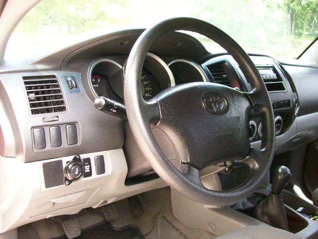 2006 Toyota Tacoma 4WD 4dr AT