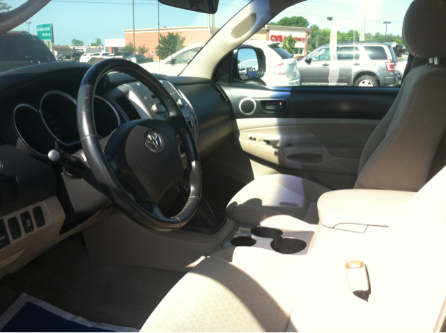 2007 Toyota Tacoma Dodge