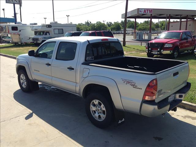 2007 Toyota Tacoma Ext Cab - 4x4 LT At Brookv