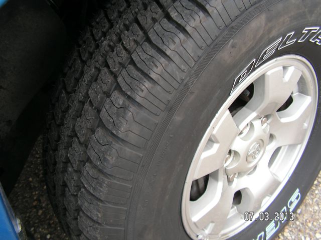 2007 Toyota Tacoma Z28 LOW Miles