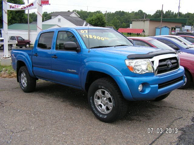 2007 Toyota Tacoma Z28 LOW Miles