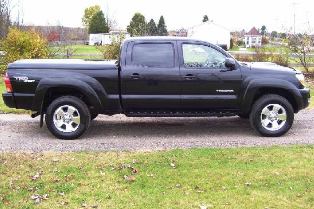 2007 Toyota Tacoma Ext Cab - 4x4 LT At Brookv