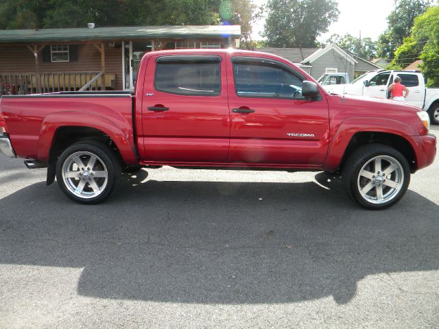 2007 Toyota Tacoma Z28 LOW Miles