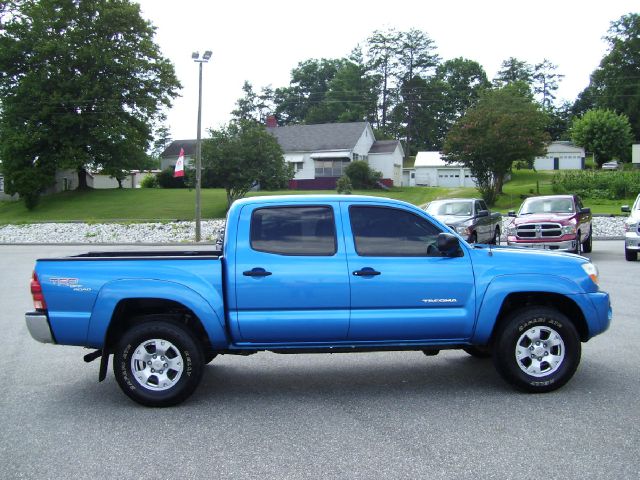 2007 Toyota Tacoma Ext Cab - 4x4 LT At Brookv