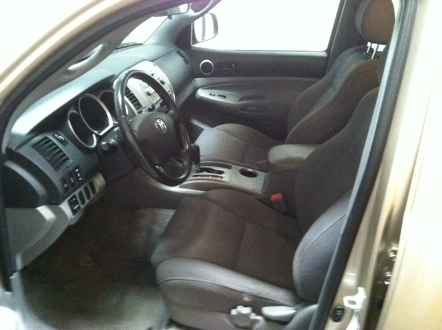 2007 Toyota Tacoma Z28 LOW Miles