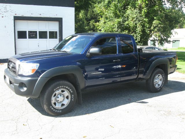 2008 Toyota Tacoma Ext Cab - 4x4 LT At Brookv