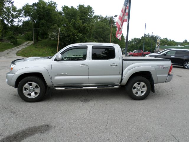 2008 Toyota Tacoma Ext Cab - 4x4 LT At Brookv