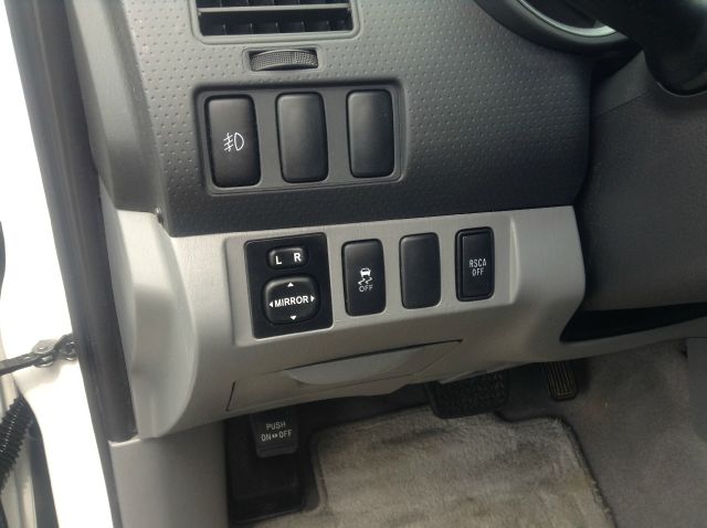 2009 Toyota Tacoma Ext Cab - 4x4 LT At Brookv