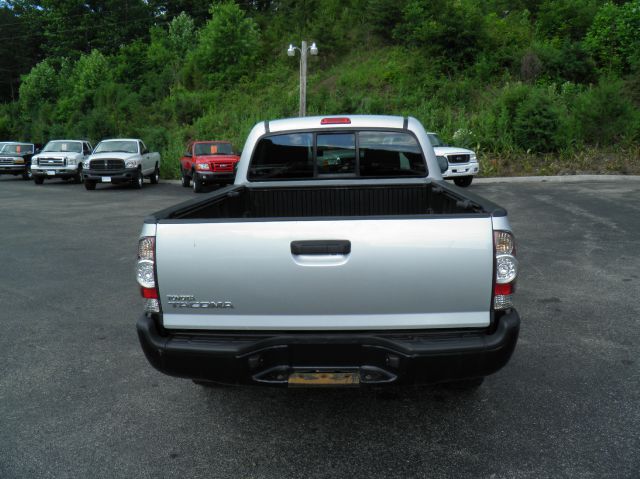 2009 Toyota Tacoma 4WD 4dr AT