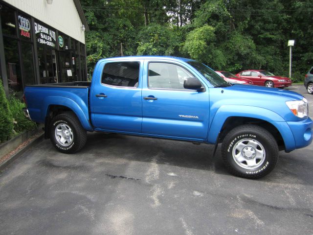 2009 Toyota Tacoma Ext Cab - 4x4 LT At Brookv
