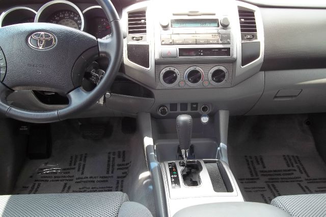 2009 Toyota Tacoma Z28 LOW Miles