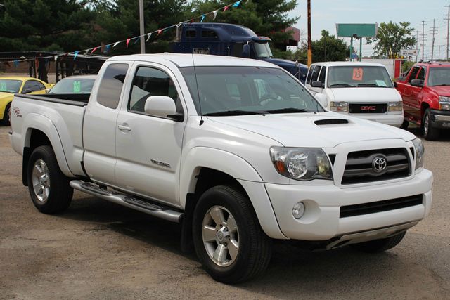 2009 Toyota Tacoma Dodge