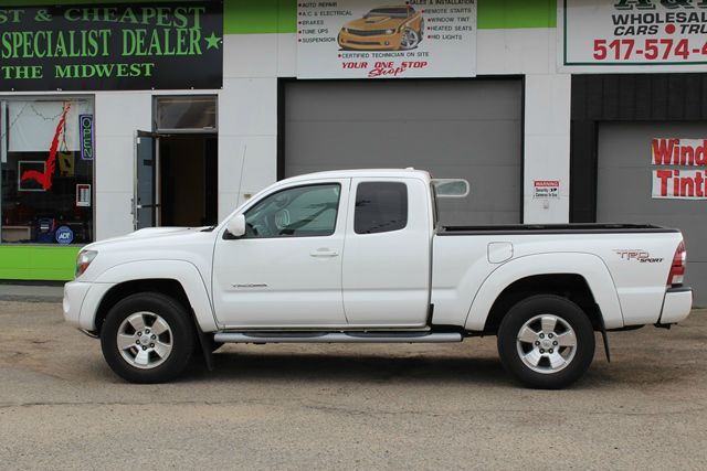2009 Toyota Tacoma Dodge
