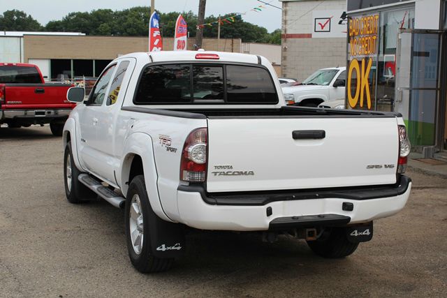 2009 Toyota Tacoma Dodge