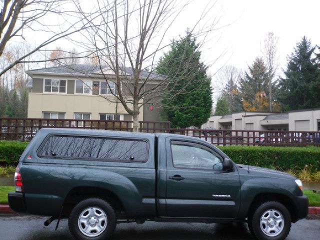 2009 Toyota Tacoma ES 2.4L AUTO