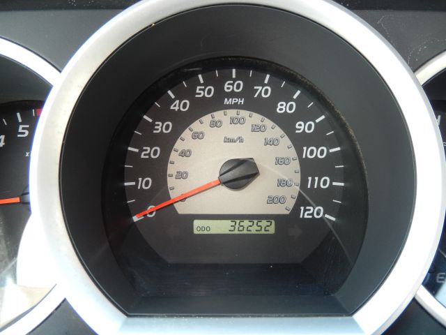 2009 Toyota Tacoma ES 2.4L AUTO