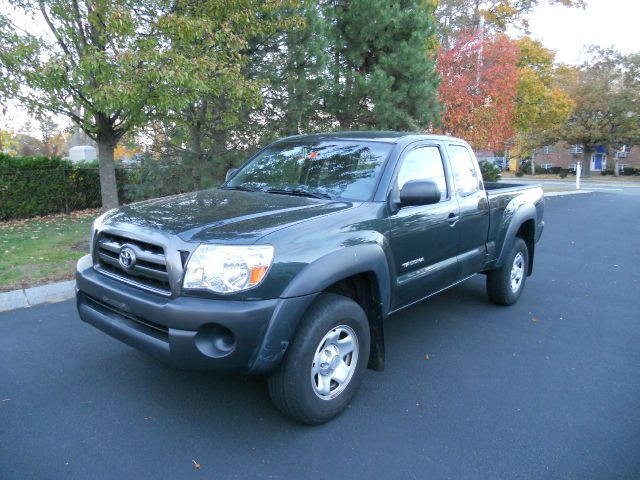 2009 Toyota Tacoma Ext Cab - 4x4 LT At Brookv