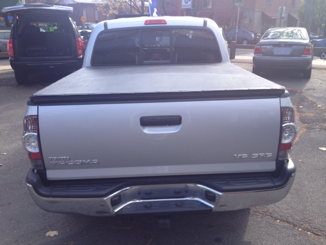 2010 Toyota Tacoma Ext Cab - 4x4 LT At Brookv