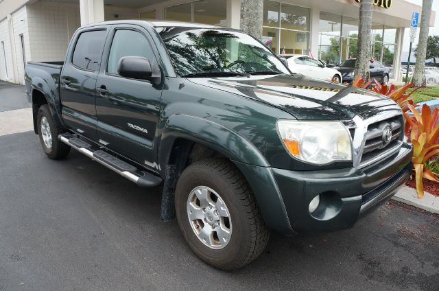 2010 Toyota Tacoma LT 4X4 Crew