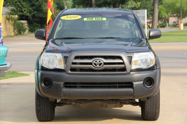 2010 Toyota Tacoma 4dr 2.9L Twin Turbo AWD W/3rd Row