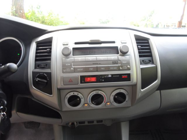 2010 Toyota Tacoma Looks Like New