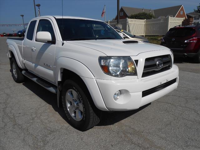 2010 Toyota Tacoma Club Cab 139 WB HD
