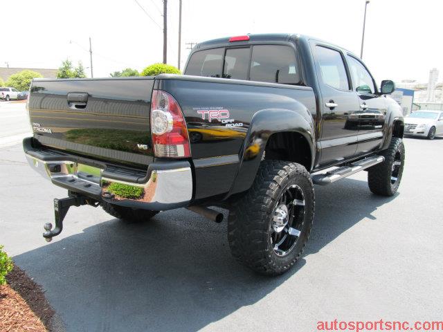 2011 Toyota Tacoma NAV AWD
