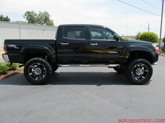 2011 Toyota Tacoma NAV AWD