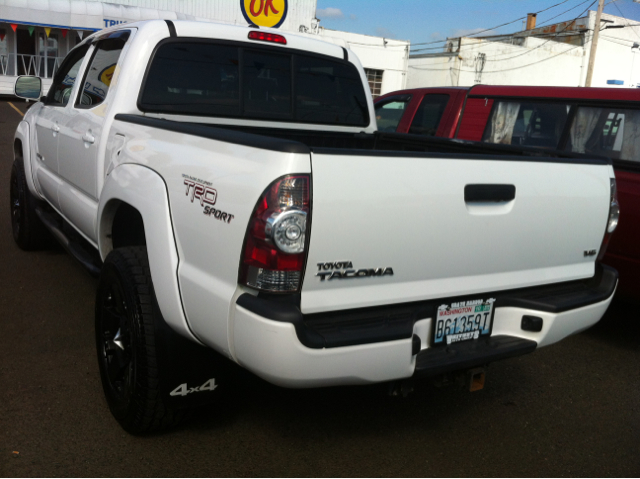 2011 Toyota Tacoma Ext Cab - 4x4 LT At Brookv