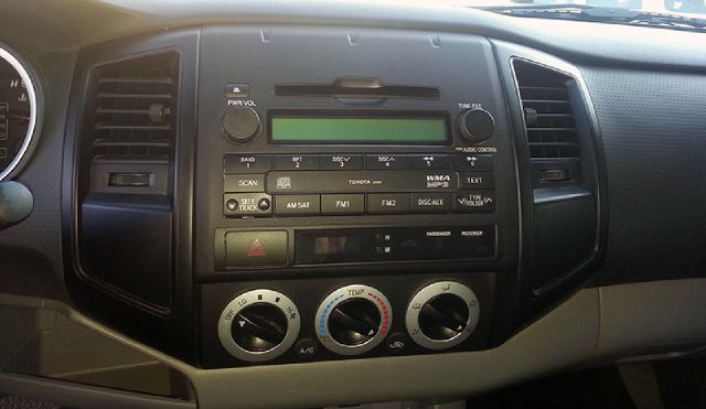 2011 Toyota Tacoma Z28 LOW Miles