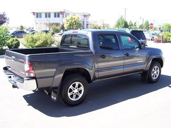 2011 Toyota Tacoma Ext Cab - 4x4 LT At Brookv