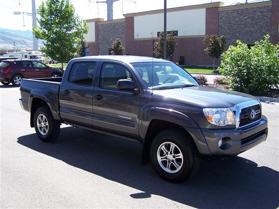 2011 Toyota Tacoma Ext Cab - 4x4 LT At Brookv