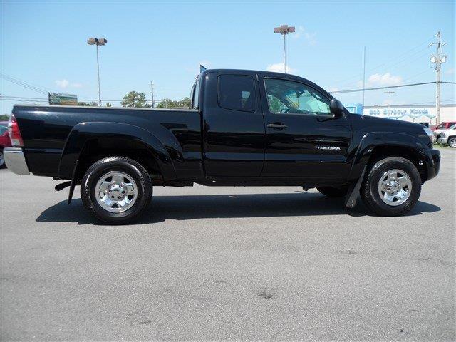 2011 Toyota Tacoma XLT 2WD