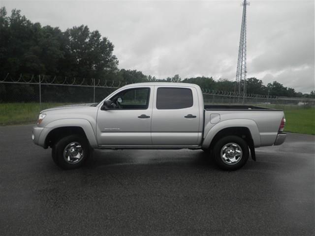 2011 Toyota Tacoma C300 Luxury