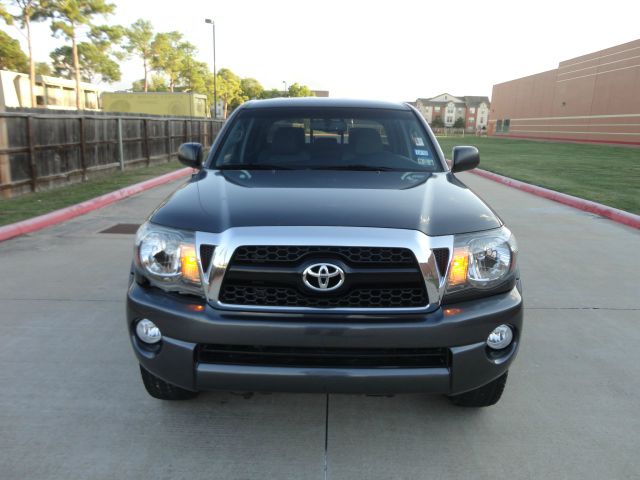 2011 Toyota Tacoma Z28 LOW Miles
