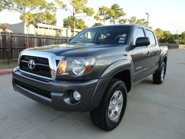 2011 Toyota Tacoma Z28 LOW Miles