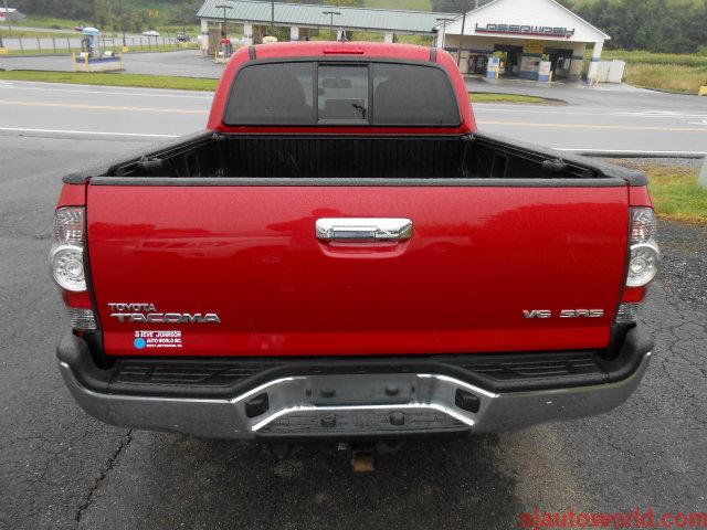 2012 Toyota Tacoma 1/2 TON Pickups