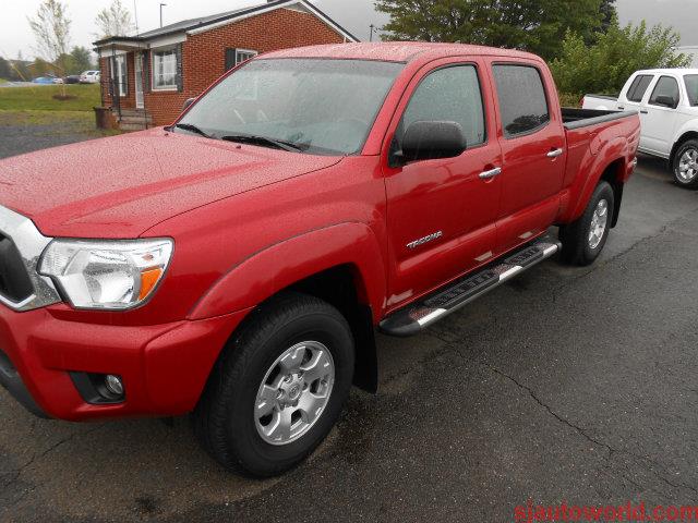 2012 Toyota Tacoma 1/2 TON Pickups