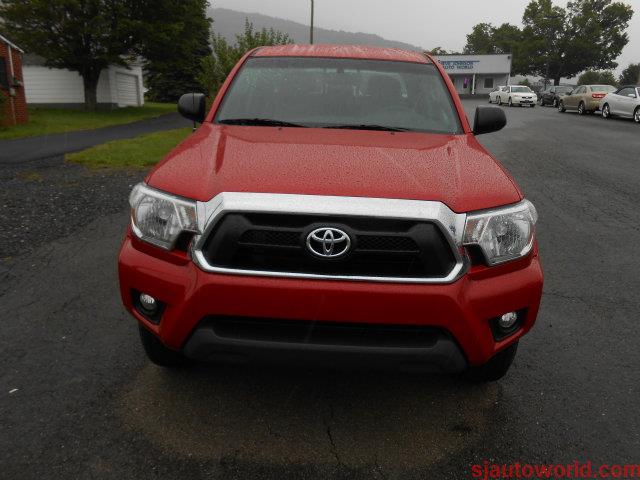 2012 Toyota Tacoma 1/2 TON Pickups